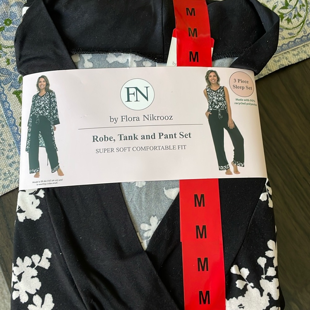 Robe ,tank and pant set